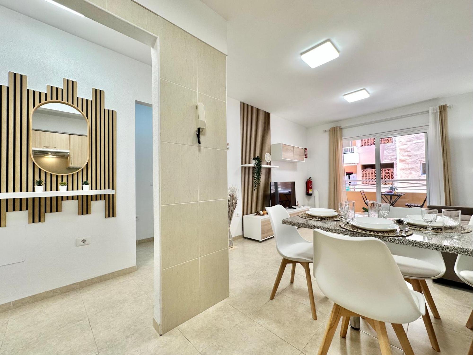Vivienda Carolina Apartment ซานตาครูซ เด เตเนริเฟ ภายนอก รูปภาพ